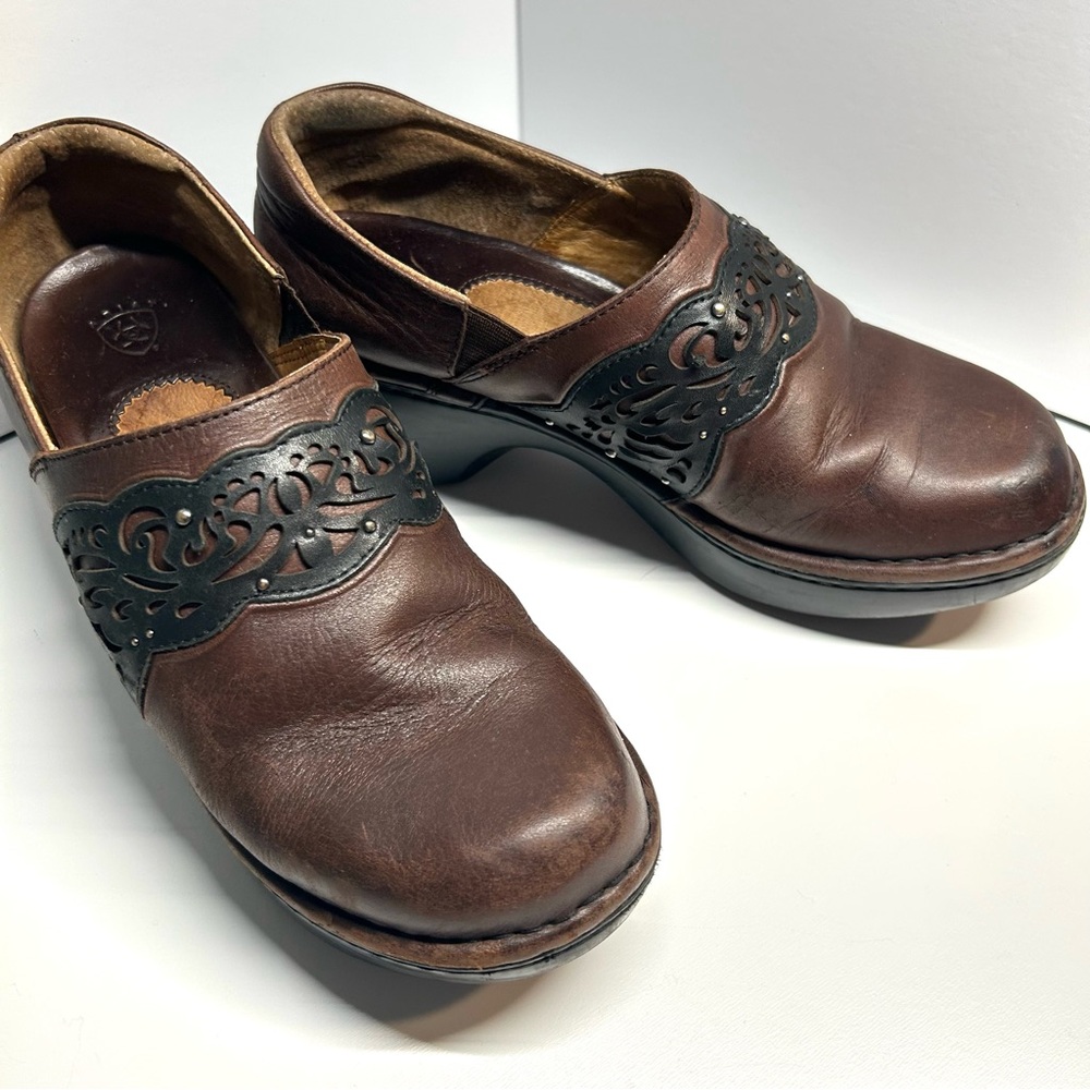 Ariat Women's Brown and Black Leather Y2K‎ 90's Tambour Clogs in Size 8.5B